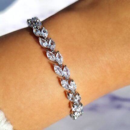 Silver Leaf Zircon Bracelet