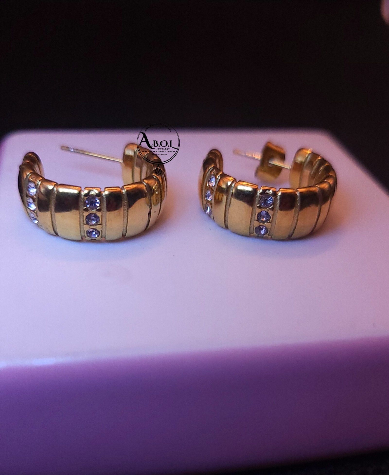 Elegant G Hoop with Stone Detailing - Image 2