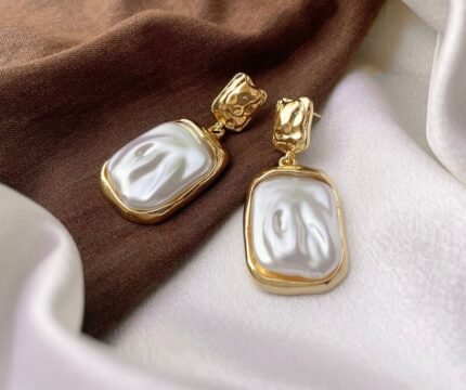 Baroque Pearl Earrings