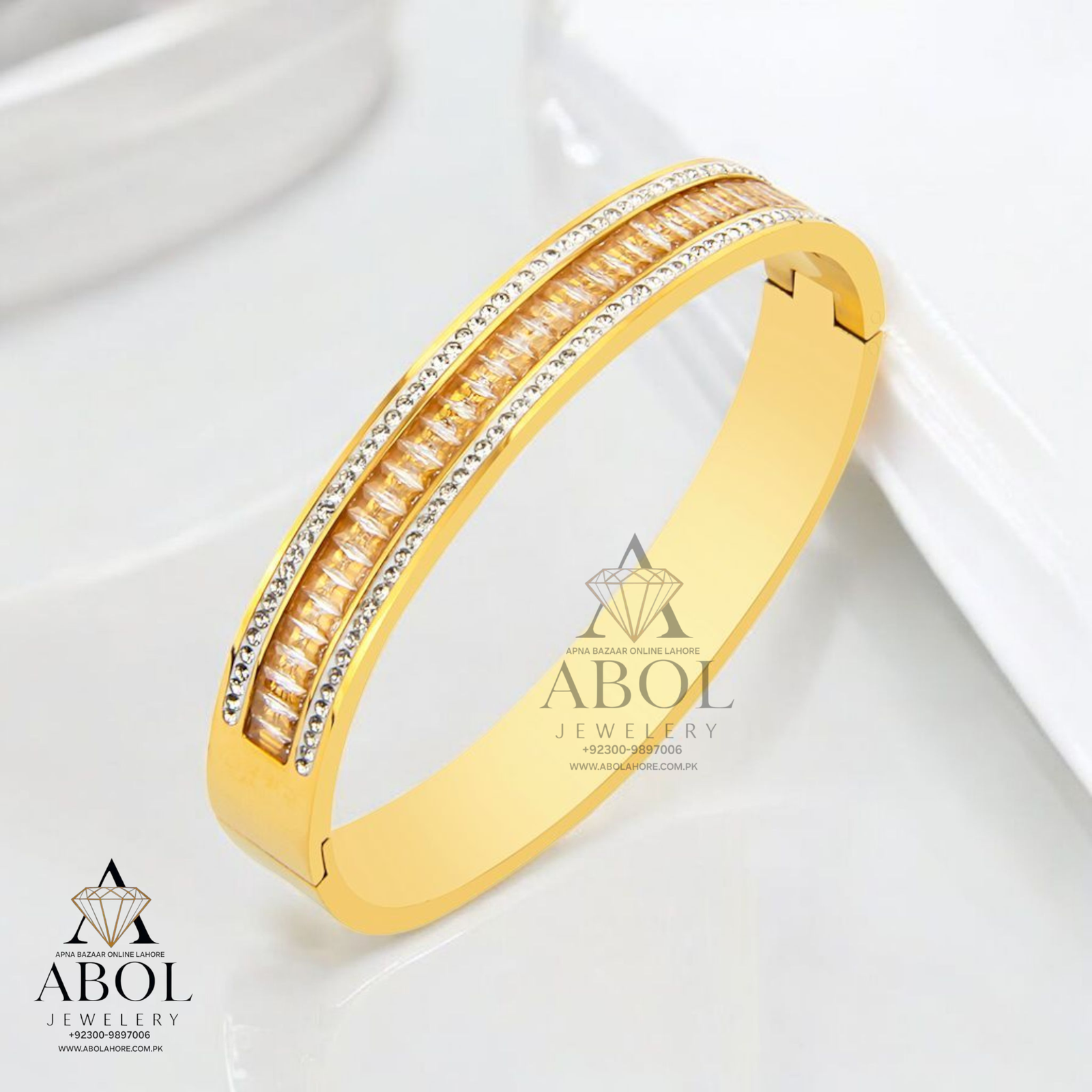 Baguette-cut cubic zirconia Stainless steel cuff - Image 2